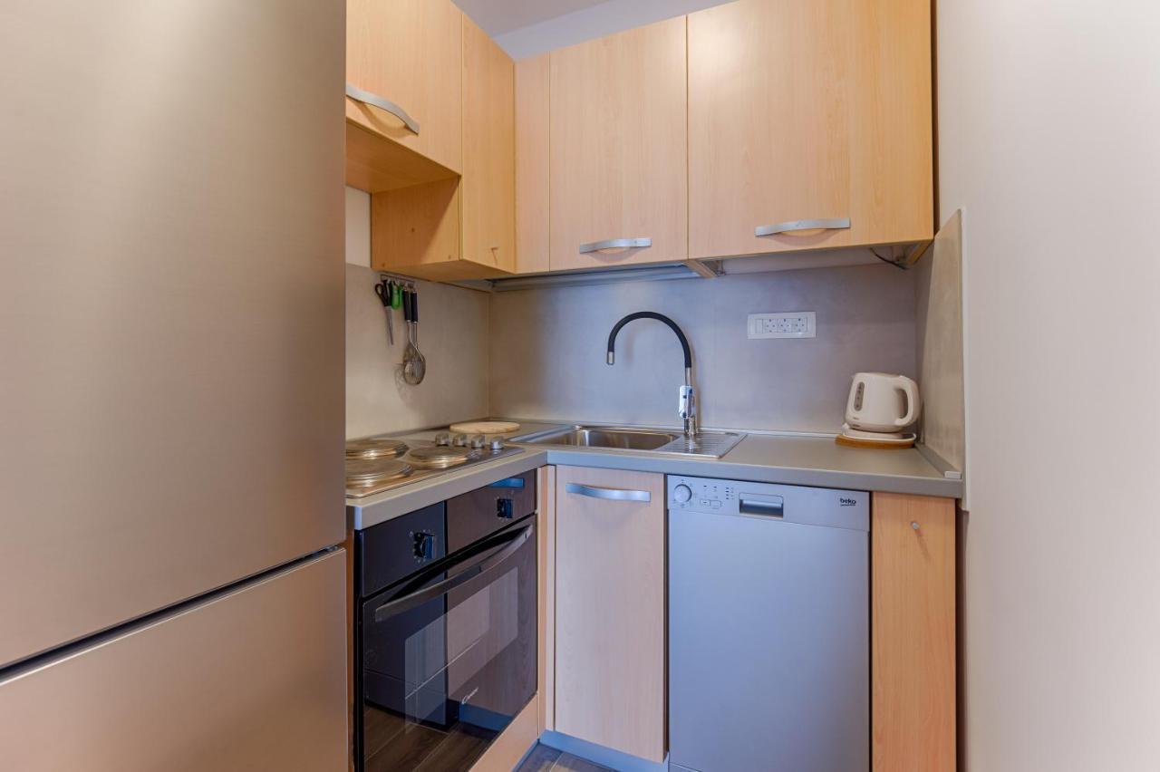Apartment Two Bedroom Paris Rijeka