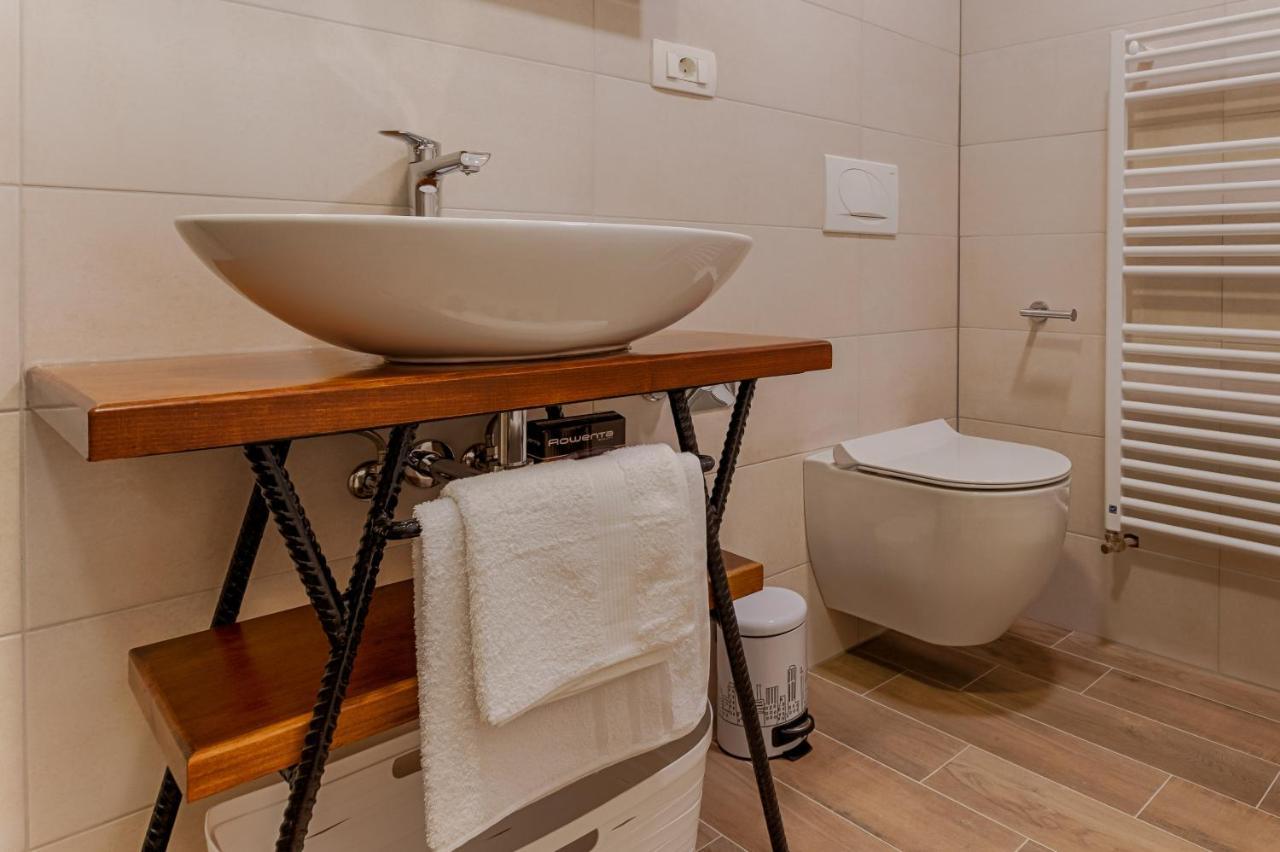 Two Bedroom Paris * Rijeka